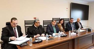 وزيرة الإسكان تناقش الحساب الختامي لموازنتي الوزارة وهيئة المجتمعات العمرانية الجديدة