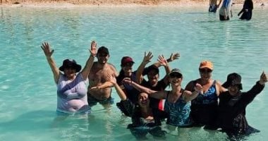 سيوة تواصل جذب عشاقها مع نهاية الموسم الشتوى.. وتستعد لموسم السياحة العلاجية صيفا.. وتواصل حالة الرواج السياحي والتجاري طوال العام.. وسياحة السفاري والتخييم والتزلج على الرمال تجذب هواة المغامرة.. صور