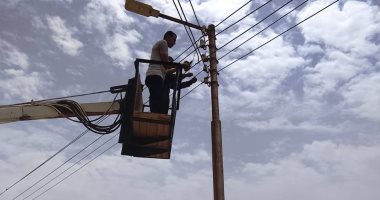 إزالة مخالفة فى المهد بشارع سعد زغلول بمدينة الأقصر