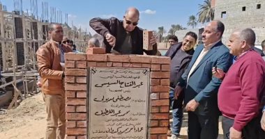 محافظ المنيا: طفرة بقطاع التعليم.. وضع حجر أساس 16 مدرسة وصرح إدارى جديد
