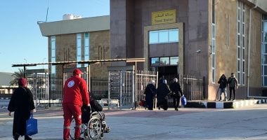 مصر تواصل دعمها الإنسانى لغزة.. استقبال الدفعة الـ28 من الجرحى الفلسطينيين