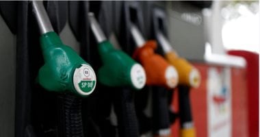 أزمة وقود فى جنوب إفريقيا بعد نقص الإمدادات وارتفاع الطلب قبل زيادات مرتقبة