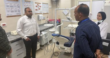 نائب مدير الرعاية الصحية بالأقصر يتفقد العمل داخل وحدة الرزيقات.. صور