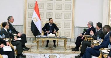 رئيس الوزراء يلتقى رئيس شركة "شيفرون" العالمية للاستكشاف والإنتاج