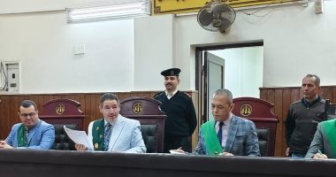 جنايات المنيا: المؤبد لموظف عمومى والعزل من الوظيفة لاختلاس مبلغ مالى