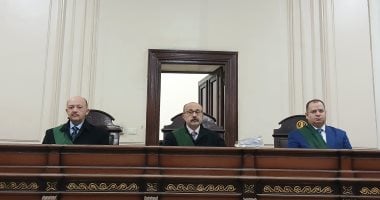 السجن 10 سنوات لعاطل ابتز طالبة وسيدة بصورهن عبر مواقع التواصل بالإسكندرية