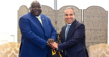 وزير الخارجية يبحث مع وزير الدولة الأوغندى سبل تعزيز التعاون المشترك