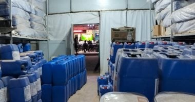 ضبط مخزن غير مرخص لتصنيع مطهرات بمواد كيماوية محظورة بحى النور فى شرم الشيخ