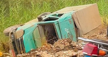 إصابة مواطنين فى تصادم سيارتين على طريق المدامود شمال الأقصر.. صور