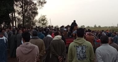 وفاة سيدة بعد ساعة من رحيل زوجها حزنا عليه فى كفر الشيخ.. فيديو