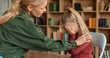 يوم اليتيم.. نصائح لدعم اليتيم نفسيا في يومه السنوي 