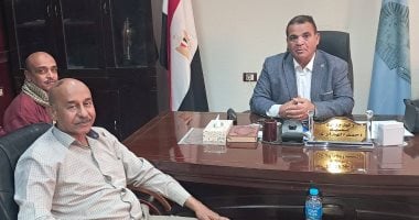 رئيس مدينة إسنا يتابع خطة تطوير المنطقة السياحية بمعبد خنوم التاريخى.. صور