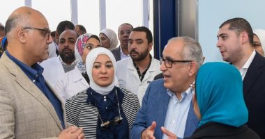 محافظ الإسكندرية يتفقد مستشفى جمال عبد الناصر ومستشفى طلبة سبورتنج