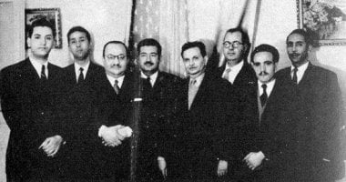 فتحى الديب ضابط المخابرات المصرية مع رجال الثورة الجزائرية