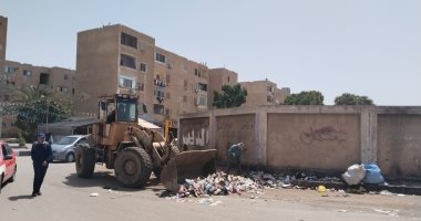 حملة مكبرة بالتعاون بين مركز الإسماعيلية والأحياء الثلاثة لرفع القمامة