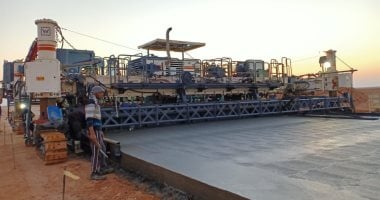 تنفيذ طريق سيوة الخرساني بالتكنولوجيا الحديثة