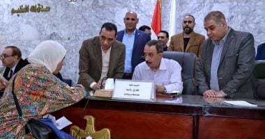 محافظ سوهاج يشدد على سرعة الاستجابة لمطالب المواطنين