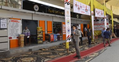 محافظ أسيوط يفتتح معرض السلع الغذائية بأسعار مخفضة تصل 30%