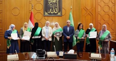 محافظ الإسماعيلية يكرم أمهات المحافظة المثاليات لعام 2026
