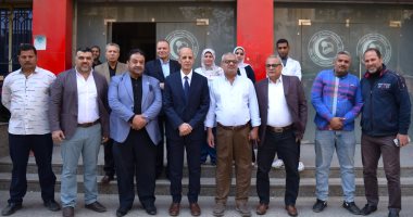 رئيس جامعة بني سويف يتفقد توسعات قسمى الصدرية والأوعية الدموية بالمستشفى الجامعى
