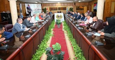 محافظ الغربية يتابع تنفيذ مشروعات تحسين نوعية المياه بمصرف كيتشنر