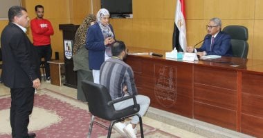 محافظ بنى سويف يوجه بحلول عاجلة لشكاوى المواطنين