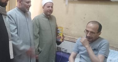 وفد من مديرية أوقاف سوهاج يشارك فى قافلة «الرحمة والمواساة» بمستشفى الهلال