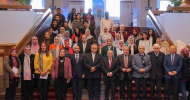 محاضرة بمكتبة الإسكندرية.. استخدامات العلاج الضوئى الديناميكى فى تشخيص وعلاج الأورام 