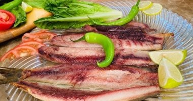 شم النسيم.. كيف تتناولين الفسيخ والرنجة بطريقة صحية وآمنة؟