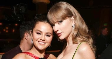 سيلينا وتايلور