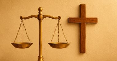 بعد توقيع الكنائس على قانون الأحوال الشخصية.. اليوم السابع ينشر ملامح المشروع قبل دخوله البرلمان.. الخطوبة عقد رسمى يُوثّق بشكل قانونى.. الزواج يتضمن ملحقا تعاقديا.. وإنهاء العلاقة الزوجية بالبطلان والتطليق