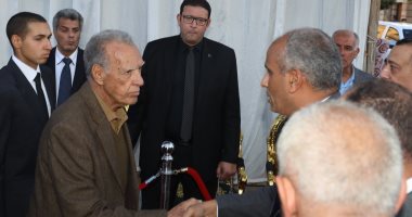 محافظ كفر الشيخ يقدم واجب العزاء فى وفاة نائب رئيس محكمة النقض