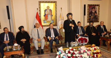 بحضور وزير التعليم العالي والمحافظ.. جامعة الإسكندرية تهنئ بعيد القيامة