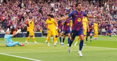 برشلونة ضد إسبانيول.. توريس يتقدم للبارسا بثنائية فى الشوط الأول.. فيديو