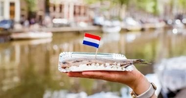 قبل شم النسيم.. تعرف على سعر أغلى رنجة فى العالم 