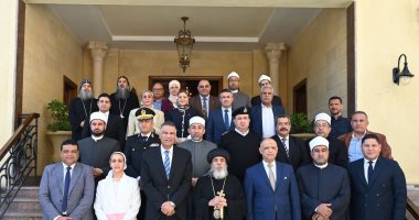 محافظ جنوب سيناء يزور كاتدرائية السمائيين بشرم الشيخ للتهنئة بعيد القيامة