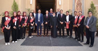 رئيس جامعة بنى سويف يزور الكنائس والأديرة للتهنئة بعيد القيامة المجيد