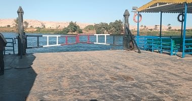 مصرع سيدة وطفلين فى سيارة سقطت في النيل من عبارة نهرية بسوهاج.. فيديو وصور