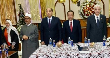 محافظ المنوفية يزور مقر الكنيسة الإنجيلية بشبين الكوم للتهنئة بعيد القيامة