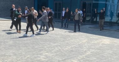 وفد الاهلى يغادر اتحاد الكرة