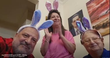 خالد الصاوى يحتفل بشم النسيم بصحبة أسرته.. فيديو