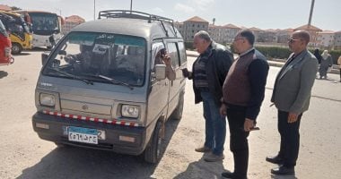 الوحدة المحلية برأس البر تتابع انتظام سير العمل والتأكد من انسيابية الحركة المرورية