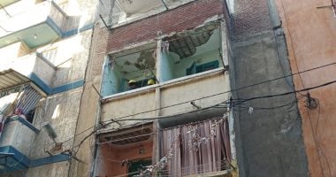 بعد إصابة شخصين.. العقار المنهار جزئى وسط الإسكندرية صادر له قرار ترميم