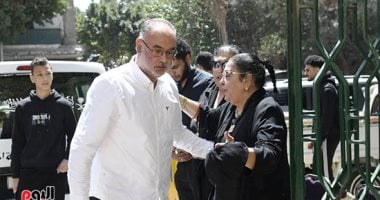 تشييع جنازة والد الإعلامية والروائية أميرة بهي الدين من مسجد أسد ابن الفرات