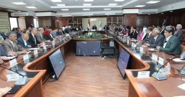 محافظ بنى سويف يوجه بعدد من التكليفات لضبط الأداء وتحسين مستوى الخدمات