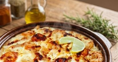 طريقة عمل صينية مكرونة بشاميل بالجمبرى 