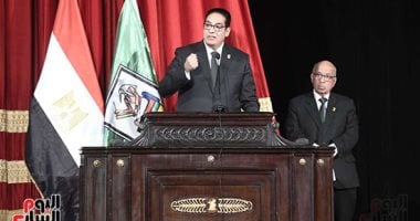 رئيس جامعة القاهرة: تعلمت من الراحل مفيد شهاب ما لا يدرس فى الكتب.. صور 
