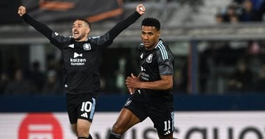 أولي واتكينز مهاجم أستون فيلا