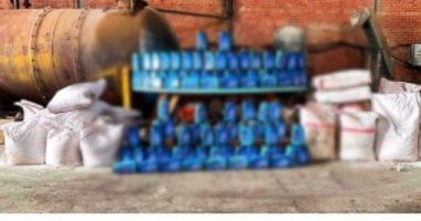 سقوط إمبراطورية "الزيوت المضروبة" داخل مصنع سري ببلبيس