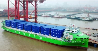 أكبر حاوية ذكية فى العالم من فئة 10 آلاف طن تدخل الخدمة فى الصين